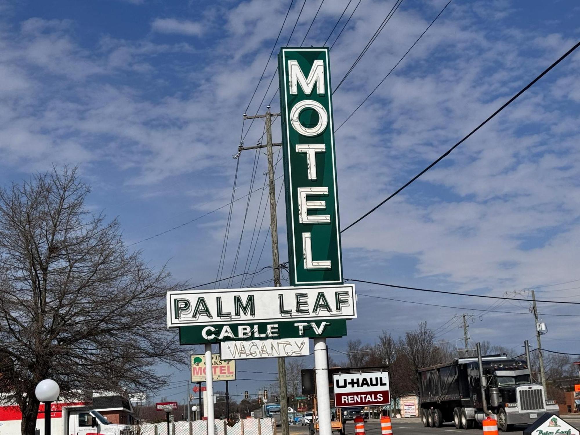 Oyo Palm Leaf Motel 阿什兰 外观 照片